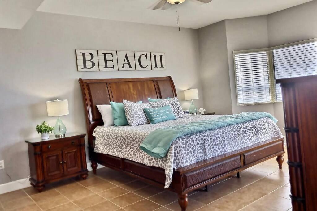 Happy Ours 2200 Sq Ft Corner Beachfront Sleeps 12 Panama Stadt Exterior foto